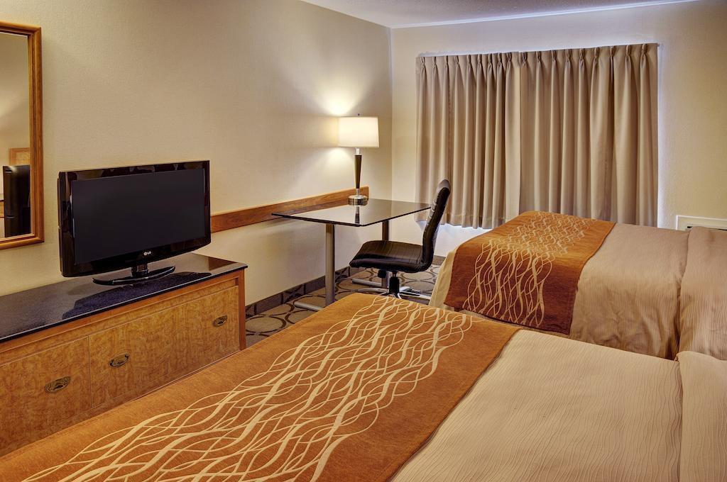 Comfort Inn Брандън Екстериор снимка