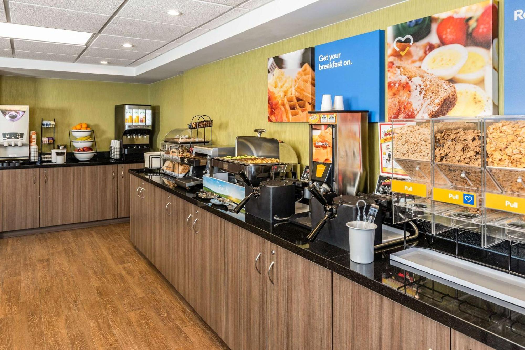Comfort Inn Брандън Екстериор снимка